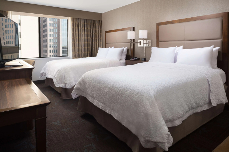 Hampton Inn & Suites Dallas Downtown