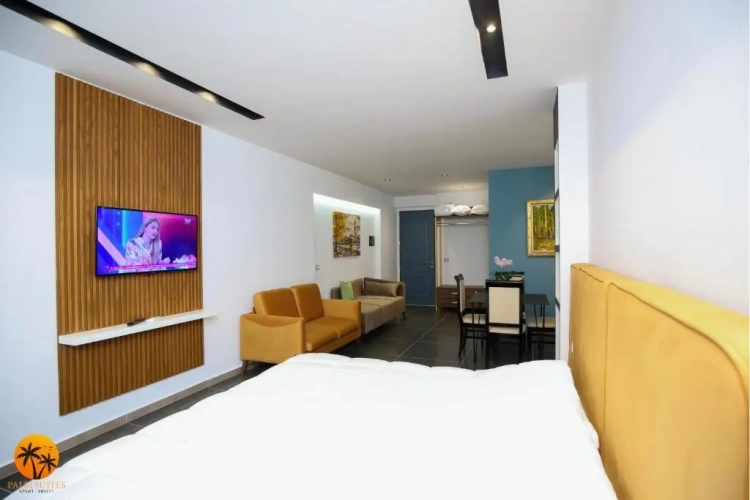 Deluxe Suite