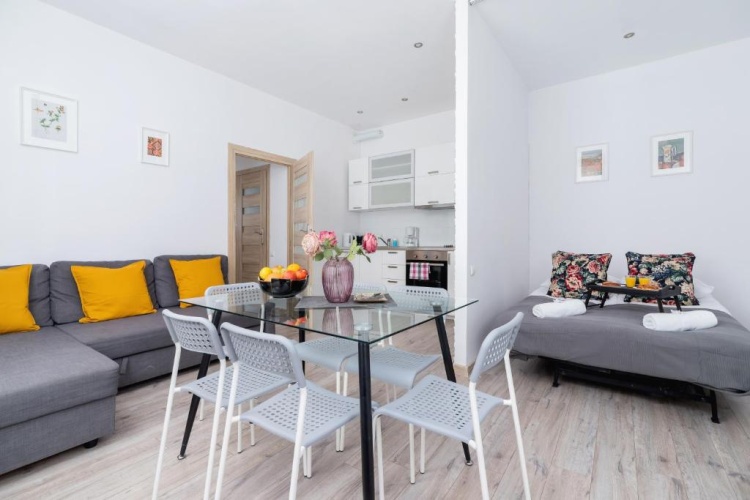 1 Bedroom Apartment