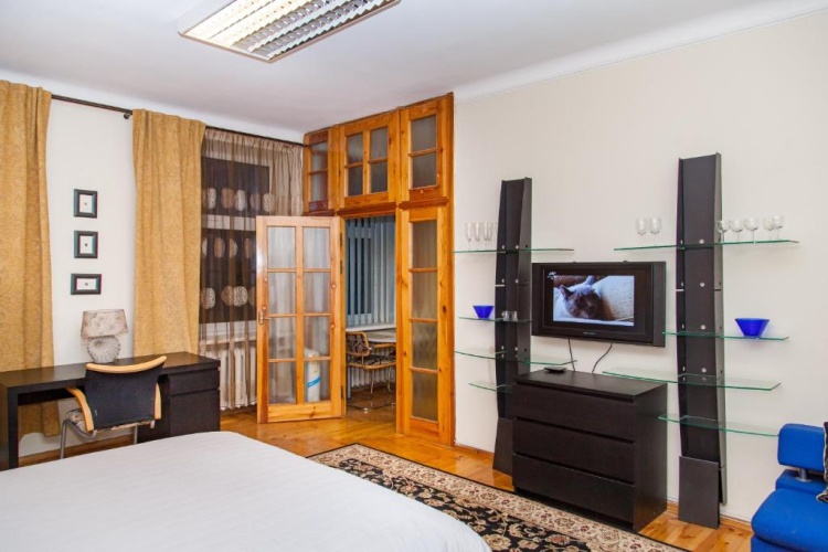 2 Bedrooms Apartment with view