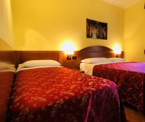 Standard Triple room