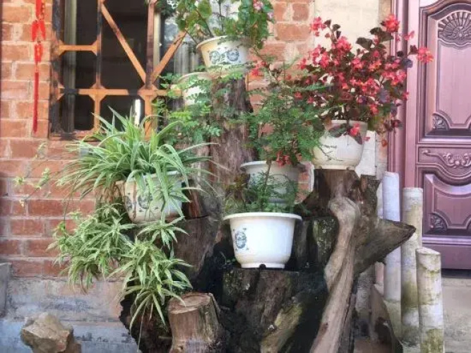 Yuren Xiaozhu Inn