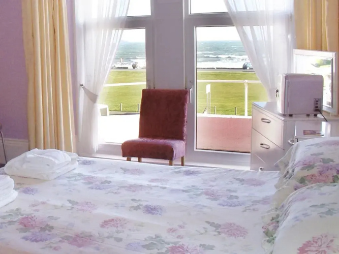 Cherry Tree Hotel
