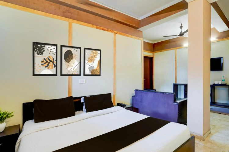 Flagship 4464 Maira Residency