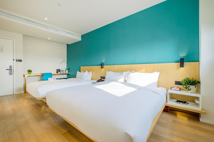 Deluxe Double Family room