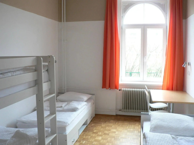 Hostel DIC