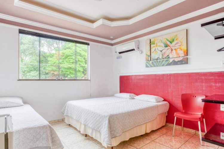 Standard Triple room