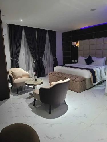 Economy room