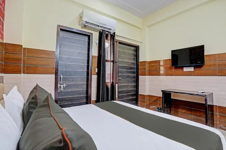 Hotel Lyf Suites Noida 63