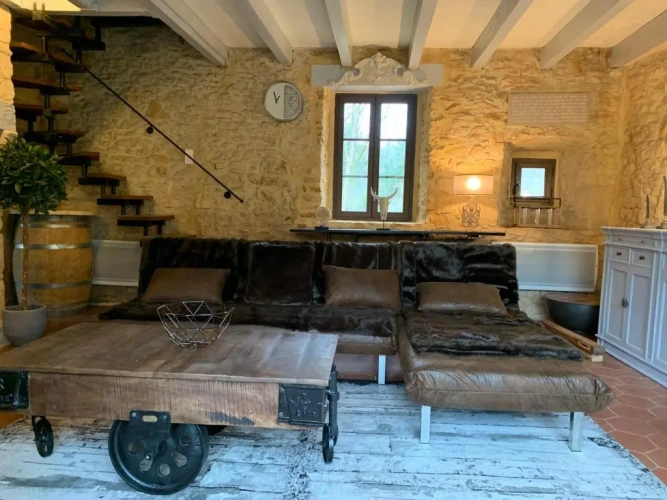 3 Bedrooms Cottage