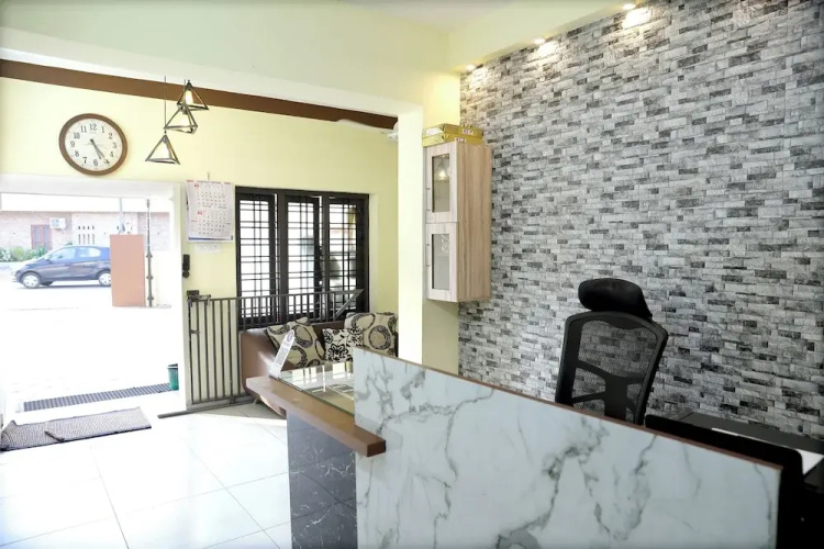 Matha Tourist Home