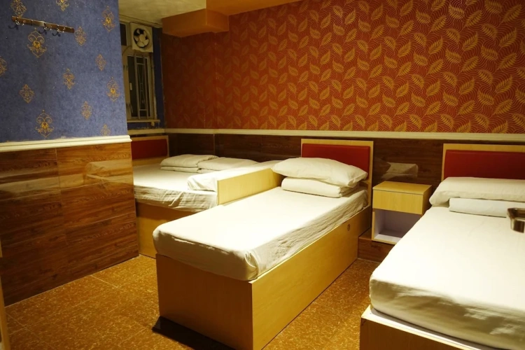 Standard Quadruple room