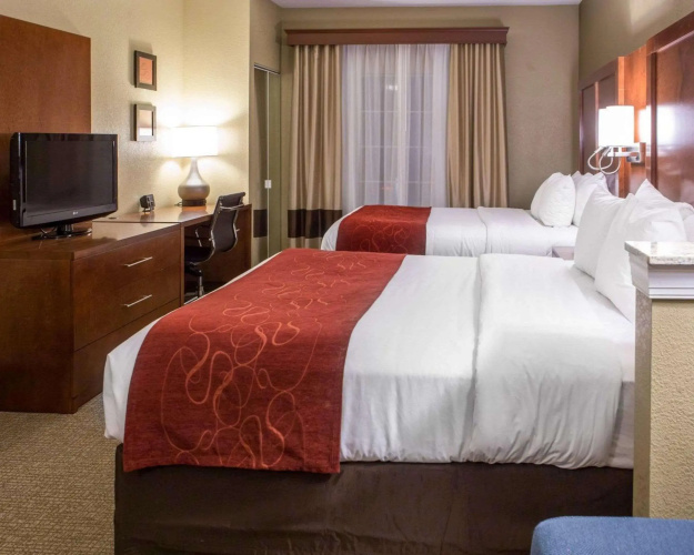 Comfort Suites Newark - Harrison