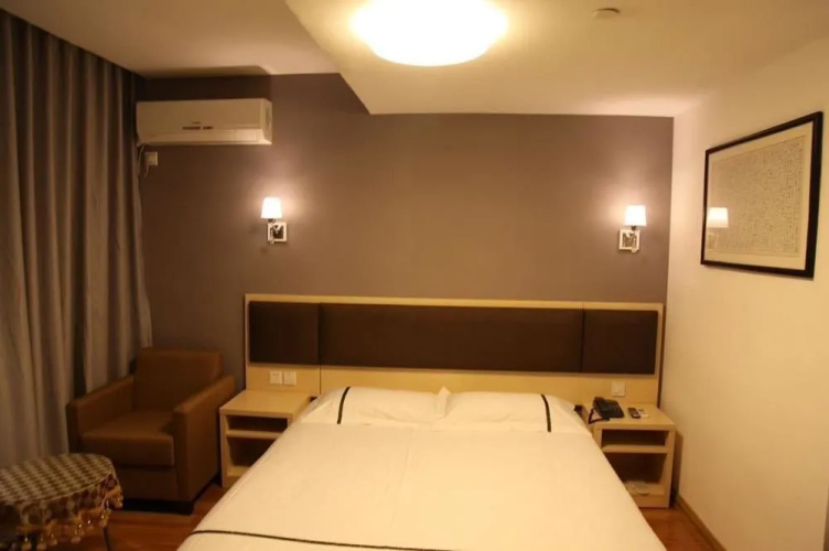 Motel 168