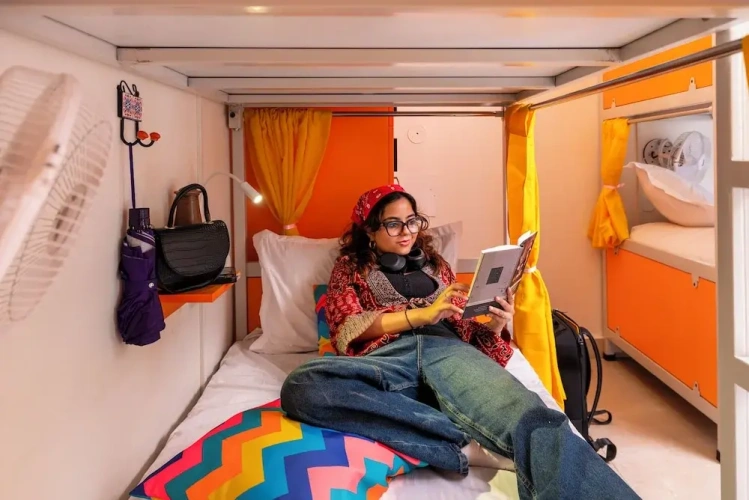 Bed in Dorm with balcony and with river view