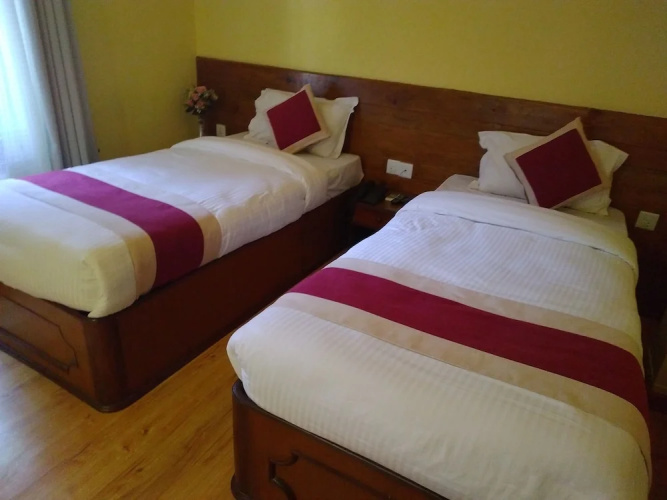 Hotel Green Plum