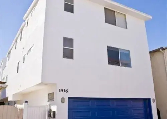 W Ocean Front A 68136 by RedAwning