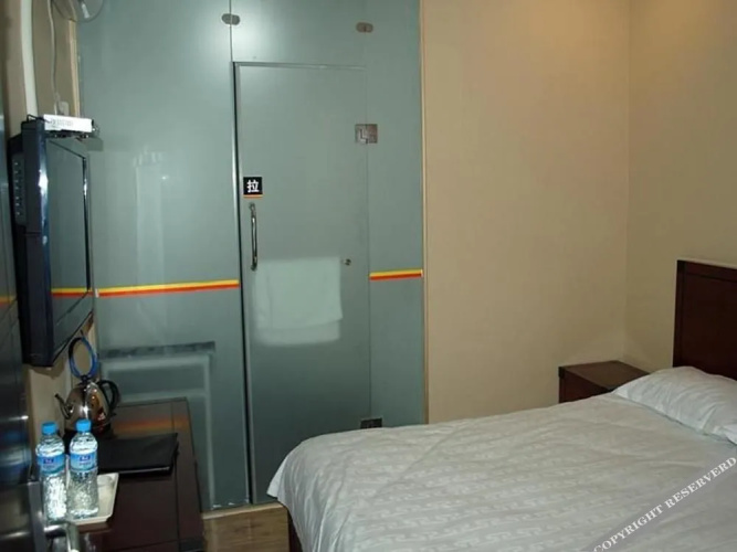 Super 8 Hotel
