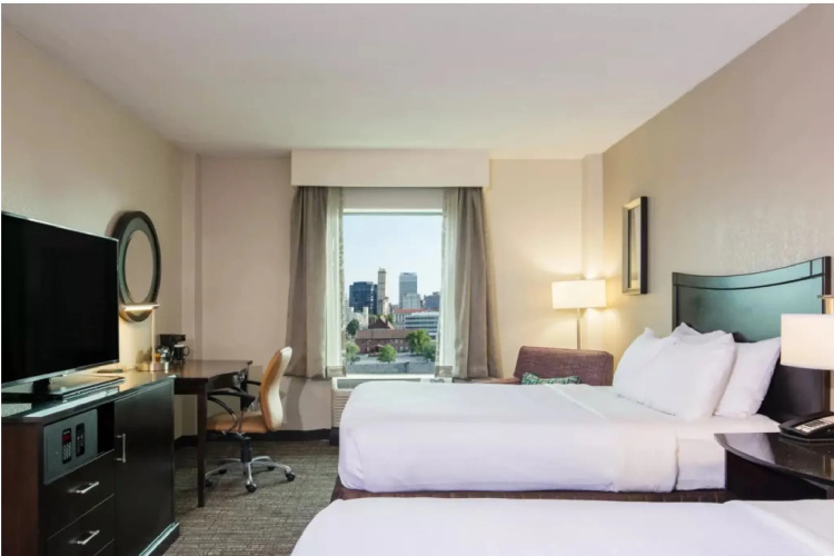 Crowne Plaza Memphis Downtown by IHG
