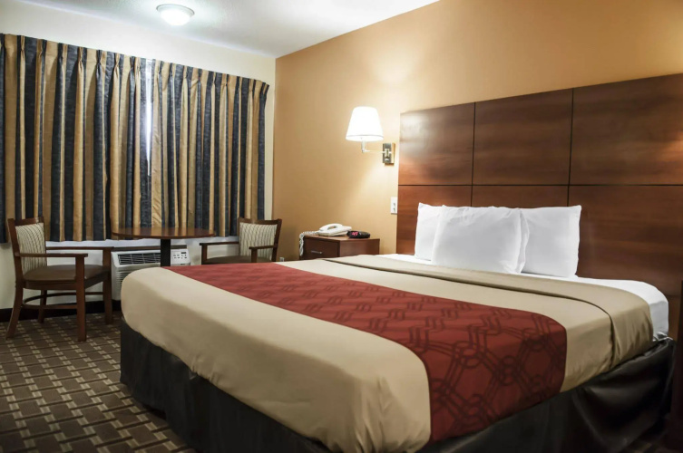 Econo Lodge Midtown