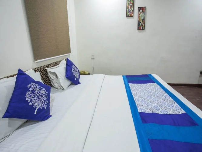 Hotel Dawar Regency by OYO
