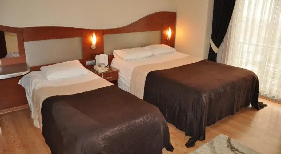 Martin City Hotel