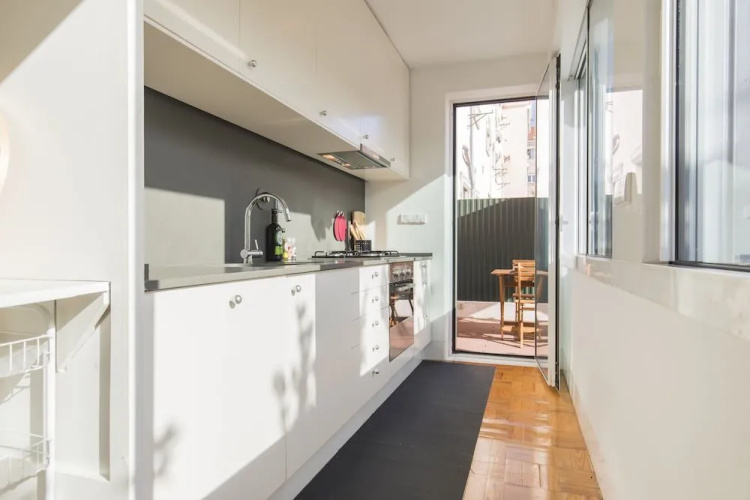 Garden House in Alvalade