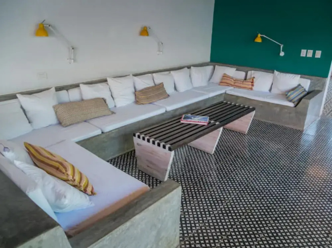 Los Patios Hotel