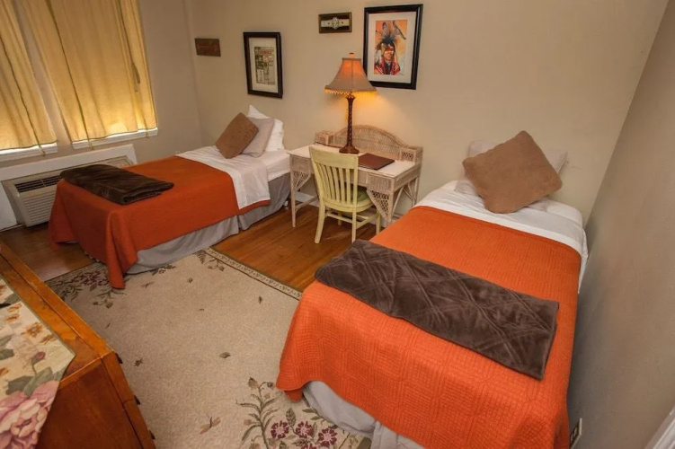 Seminole Inn