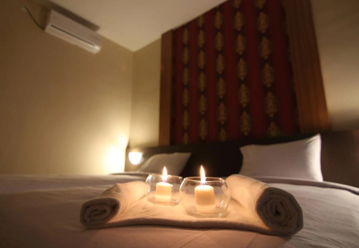 Bluebells Express Syariah Hotel