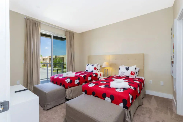 Stunning 4 Bd Close To Disney @ Magic Village 3247