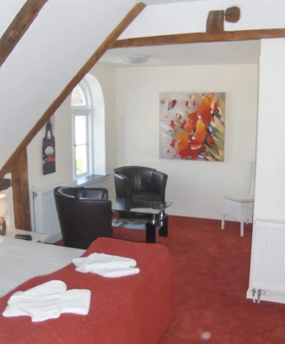 Standard Quadruple Family room