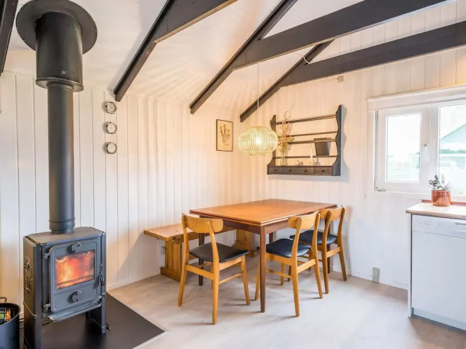 5 Person Holiday Home in Hemmet