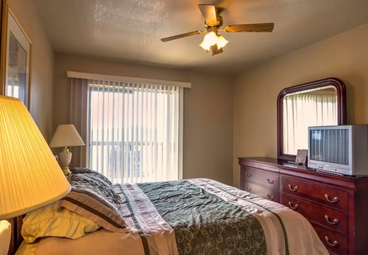 2 Bedrooms Economy room