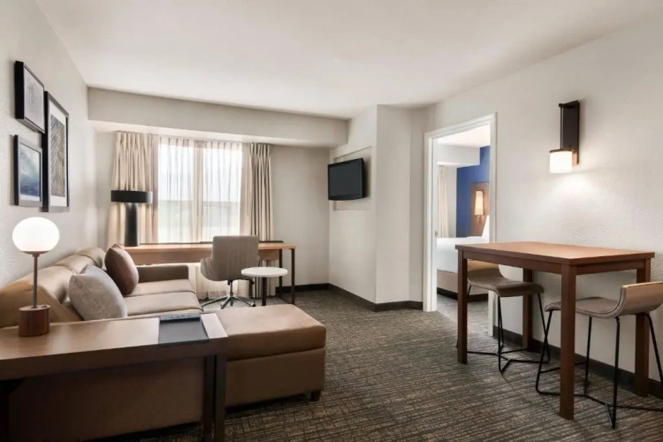 1 Bedroom Double Suite
