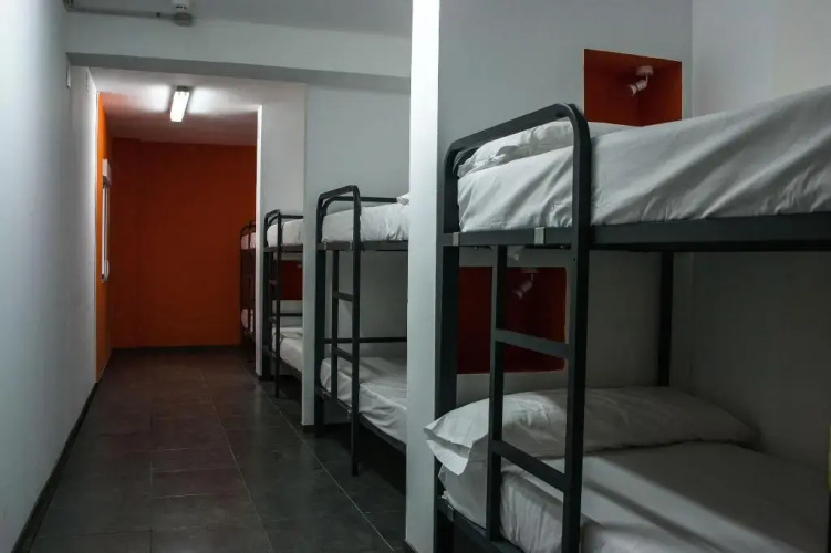 Olé Backpackers Hostel