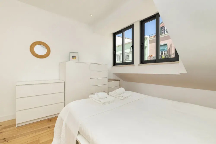Belem Design 14 by Homing