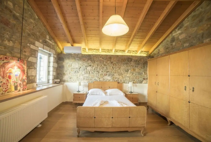 Stunning 2 bedroom house with amazing view