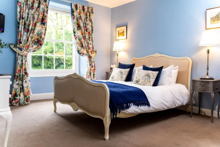 The Oakhill Inn
