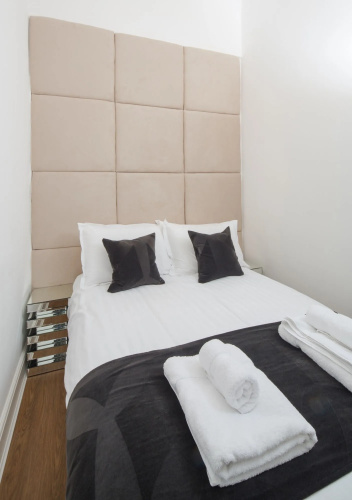 Hanover 71 Suites