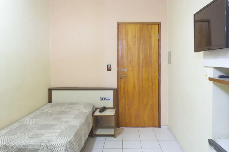 Standard Single Apartment