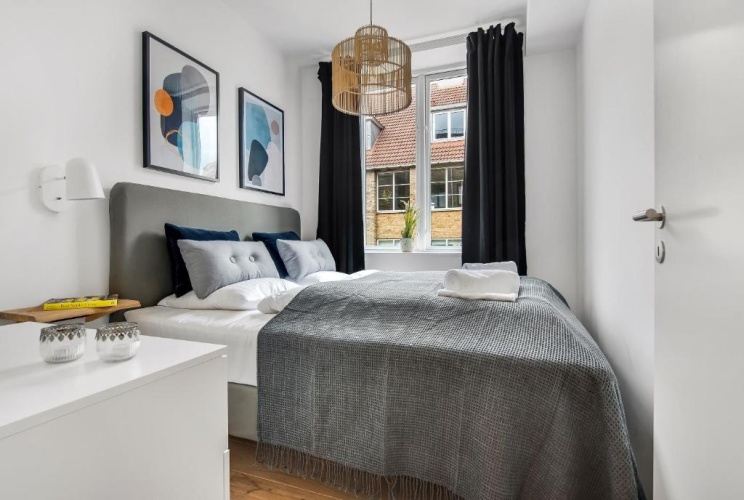 2 Bedrooms Apartment