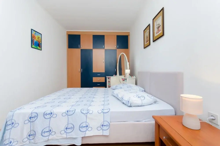 Apartment Goran