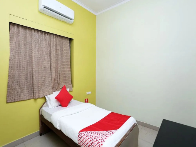 OYO 14711 Hotel Natraj