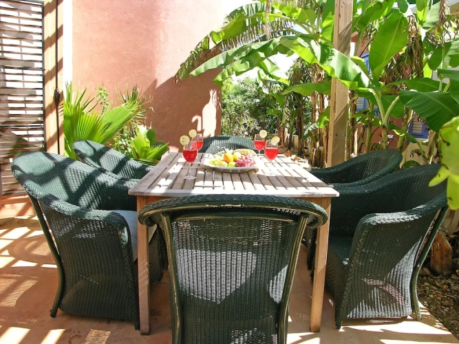 2 Bedrooms Villa