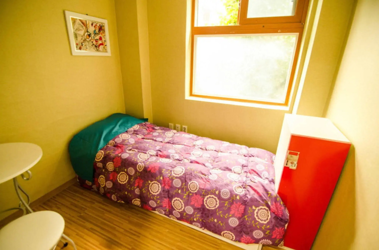 Kimchee Sinchon Guesthouse