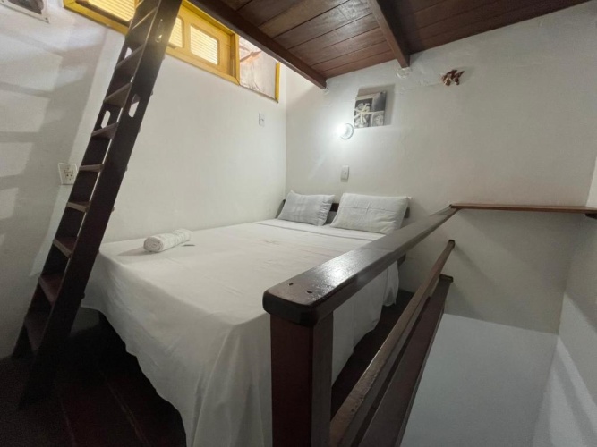 Standard Quadruple Suite