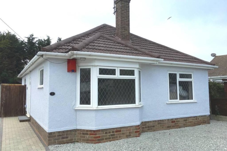 2 Bedrooms Cottage