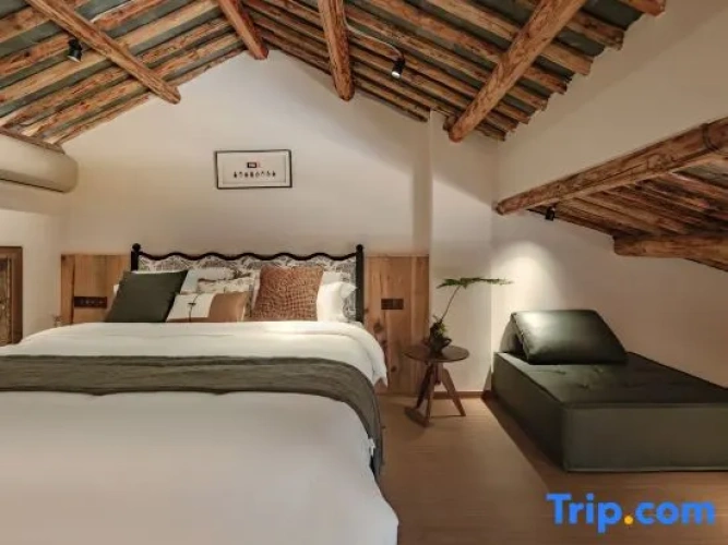 Executive Duplex Suite