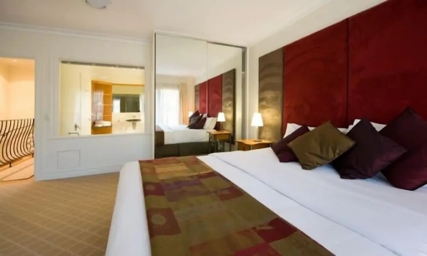 Suite with balcony